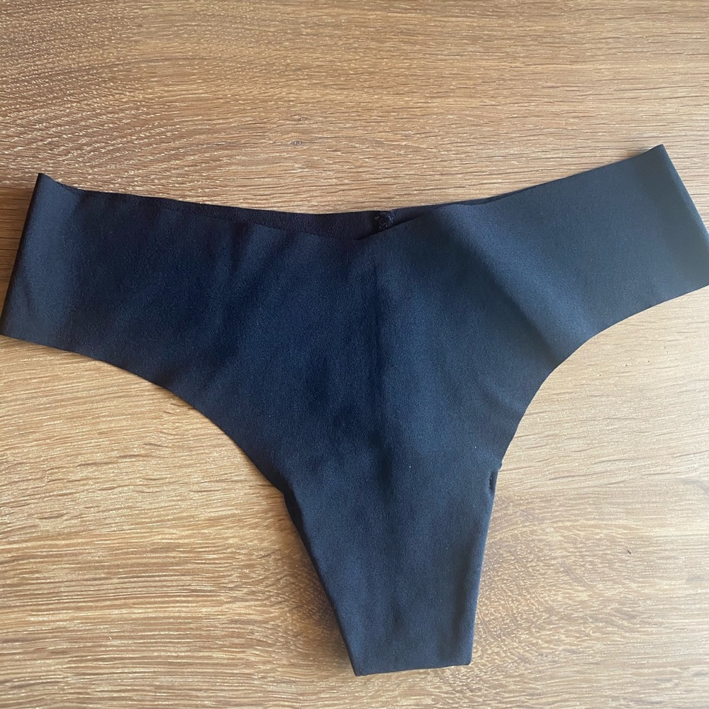 Victoria’s Secret Seamless Thong Panty